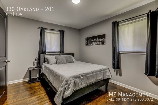 Building Photo - 330 Oakland-201