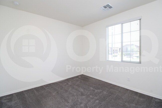Building Photo - 16090 W Shaw Butte Dr