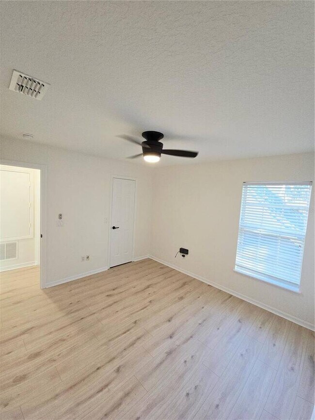 Building Photo - 1106 Rush Ct