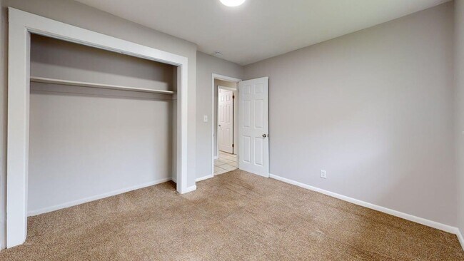 Building Photo - Akron 3 Bedroom Single Family Home