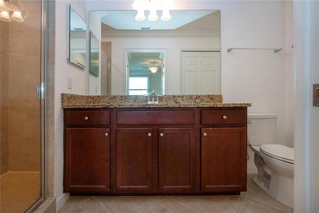 Building Photo - 16804 Vardon Ter