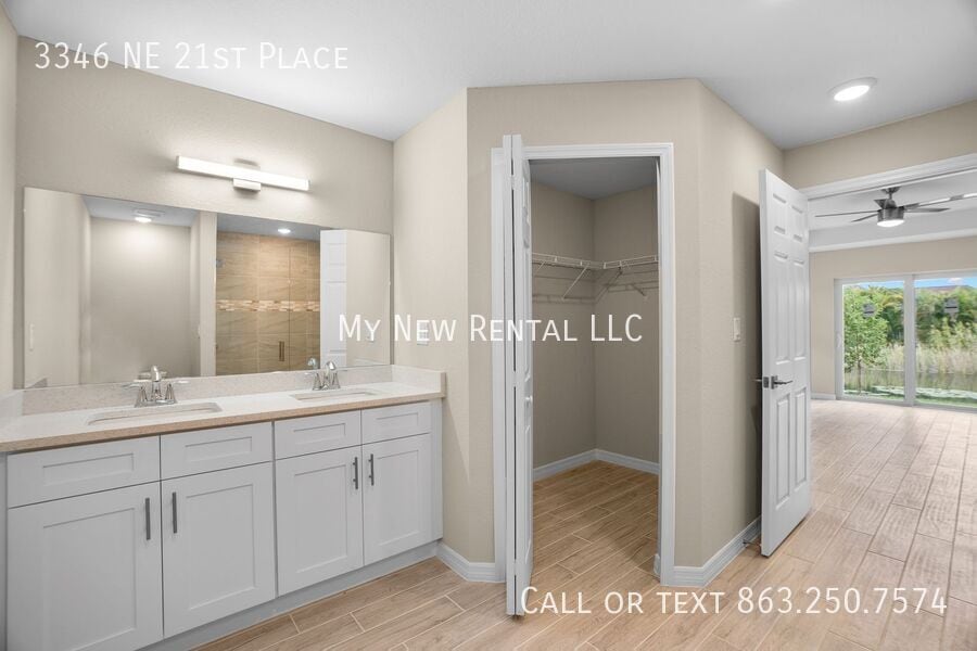 Building Photo - 3346 NE 21st Pl