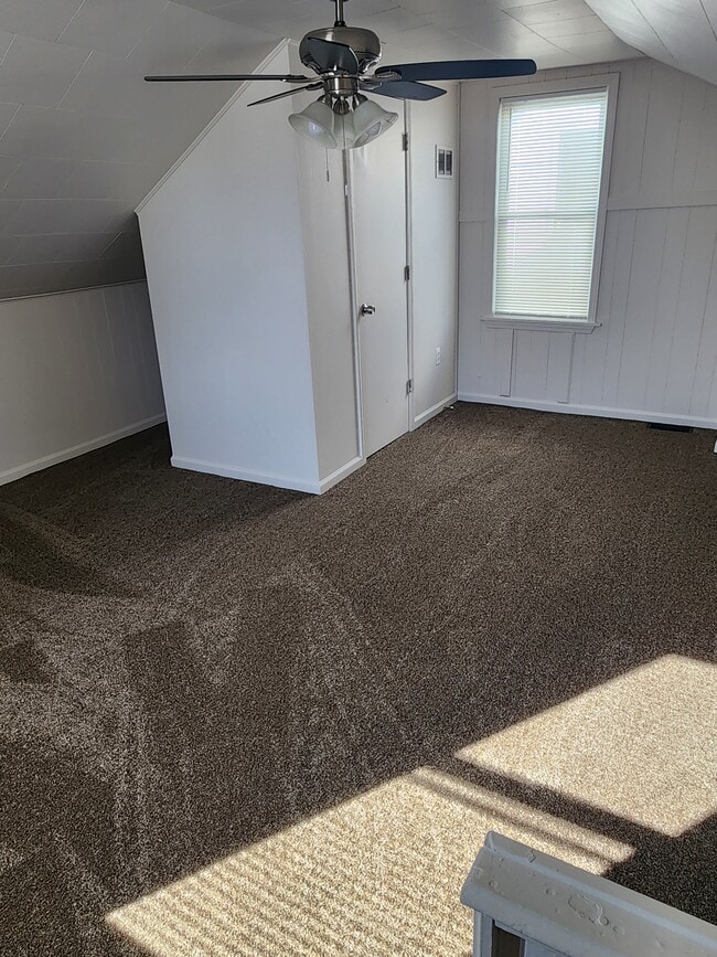 3rd Floor Bedroom - 655 Margaret St