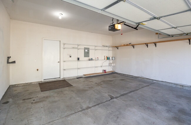 Building Photo - 8601 Westown Pky