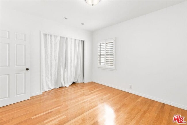 Building Photo - 3707 Edenhurst Ave