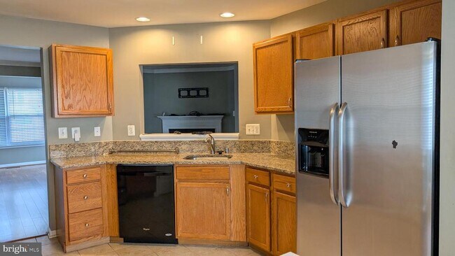 Building Photo - 424 Lilac Terrace NE