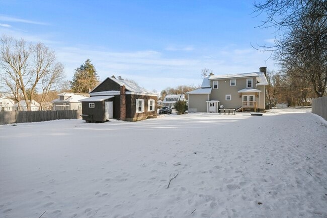 Building Photo - 9 Park St