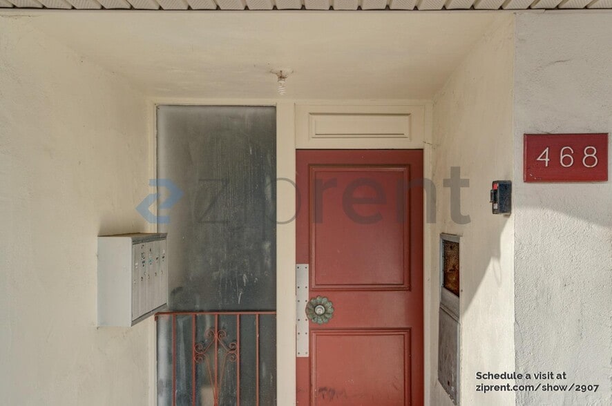 Building Photo - 468 90th St