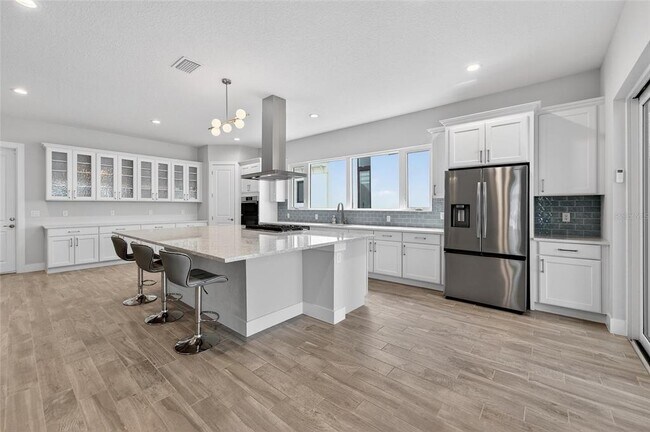 Building Photo - 5917 Cat Claw Ln