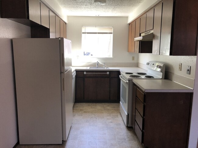 Building Photo - Charming 2-Bedroom Apartment in the Heart ...
