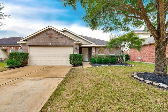 Primary Photo - 25831 Chapman Falls Dr