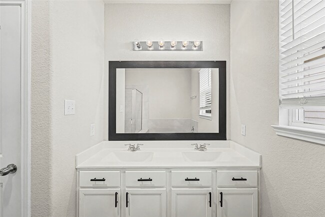 Building Photo - 3641 Cub Dr