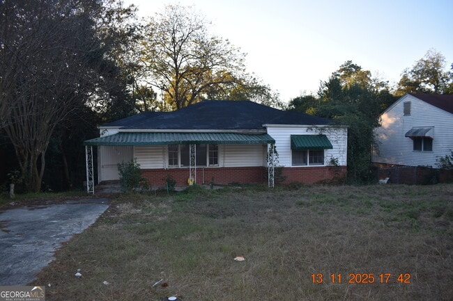 Building Photo - 3189 Somerset Dr