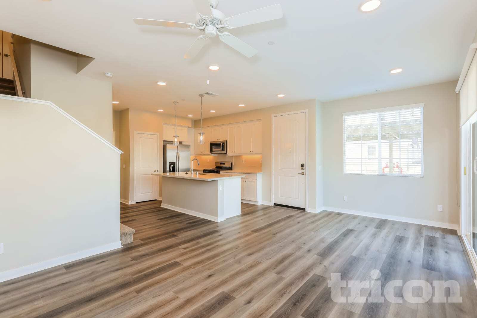 Building Photo - 36591 Pepino Ct