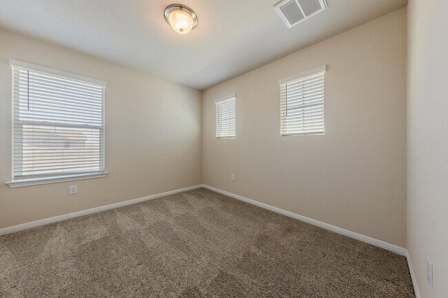 Building Photo - 1248 Fairhaven Gtwy
