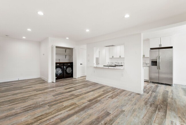 Interior Photo - 4475 49th St.