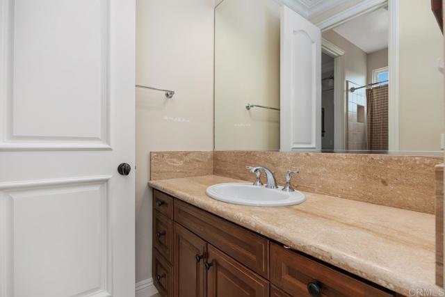 Building Photo - 7061 Heron Cir