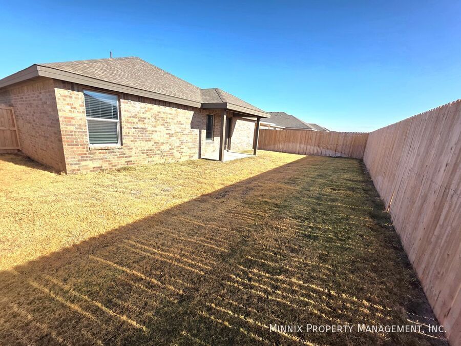 Building Photo - 1328 Bajada St