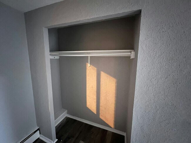 Building Photo - 13430 Euclid Ave