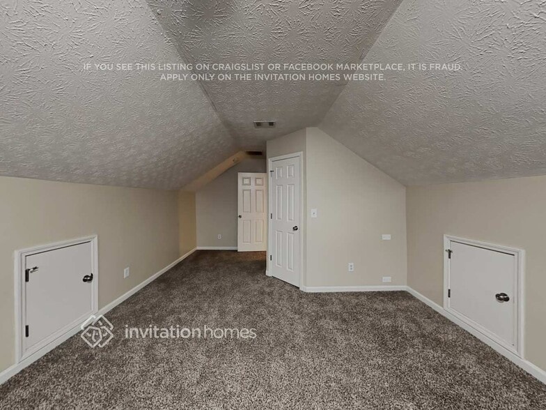 Building Photo - 527 Gables Ct
