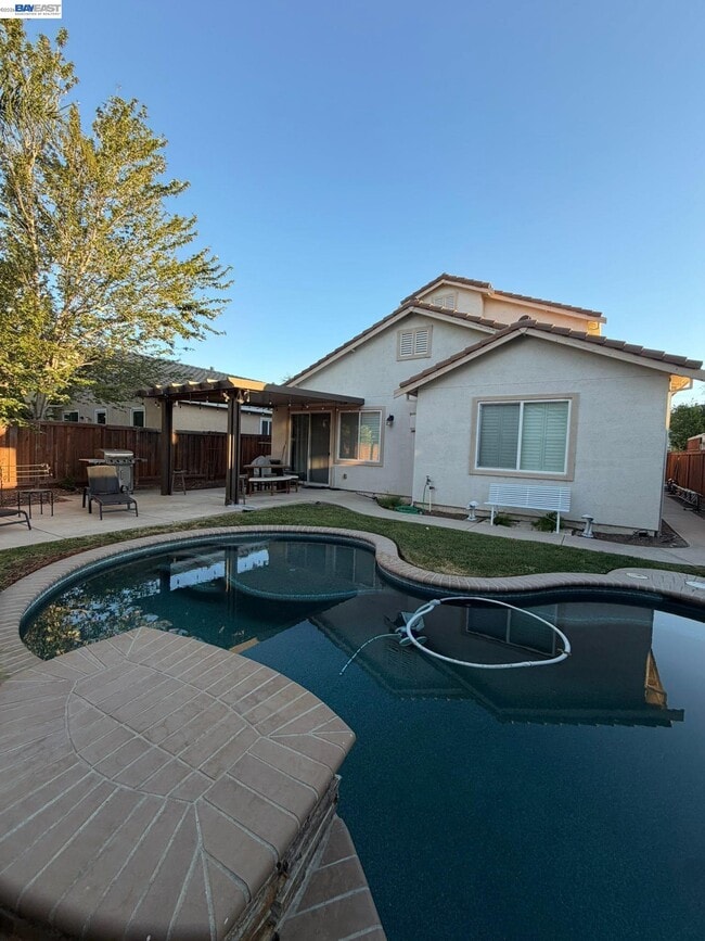 Building Photo - 684 Brazelton Cir