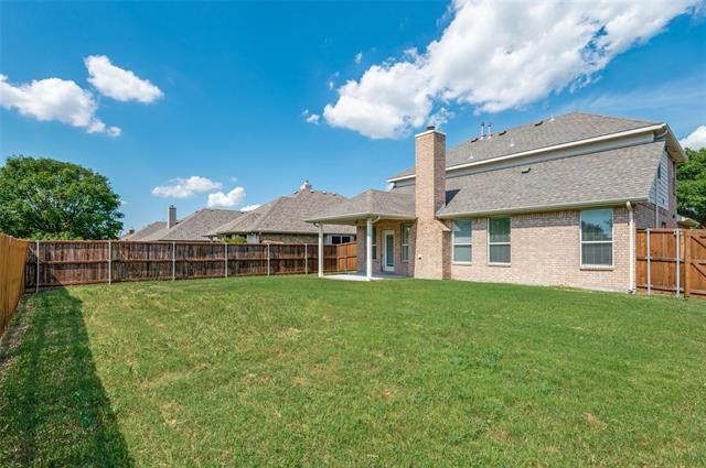 Building Photo - 305 Ferndale Dr