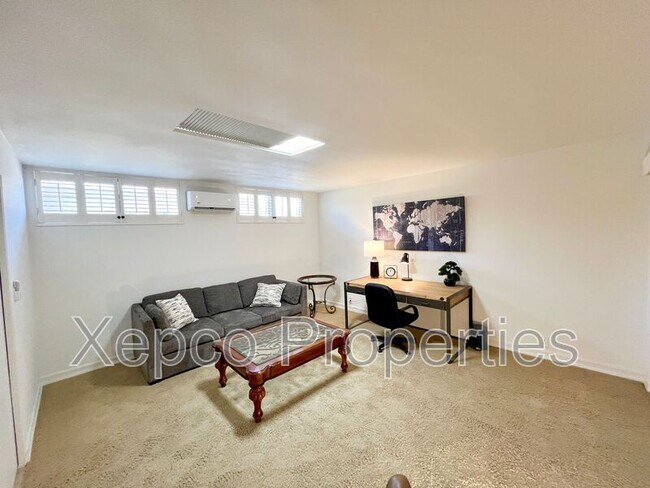 Building Photo - 76675 Sandpiper Dr