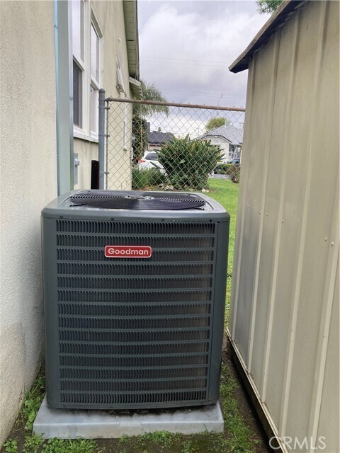 Building Photo - 13958 Sylvan St