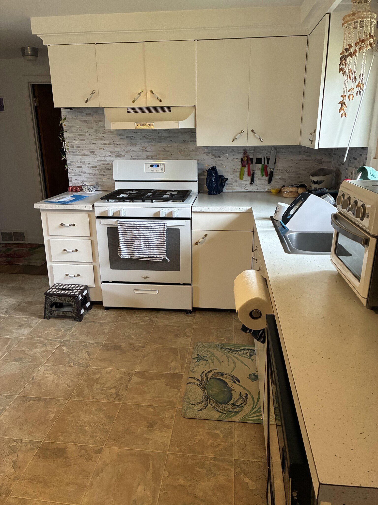 Kitchen - 108 Beachmont Ave