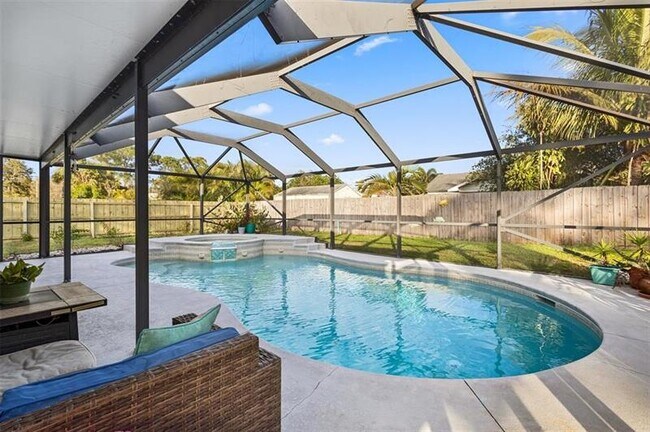 Building Photo - 5408 Birch Dr