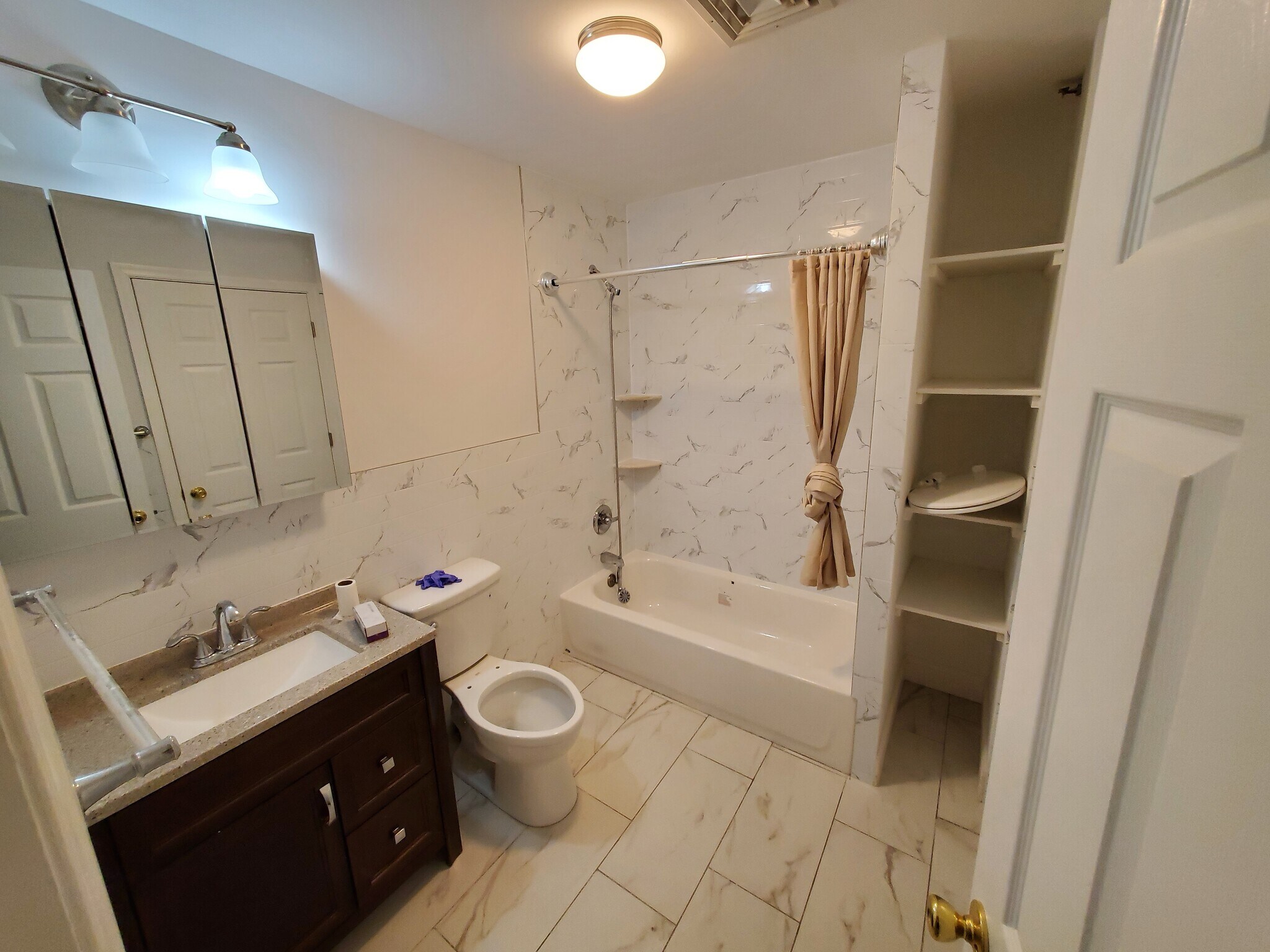 Building Photo - 1231 Race St