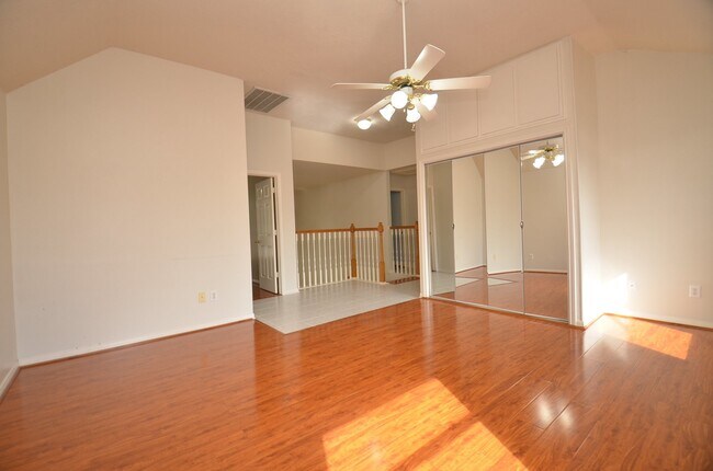 Building Photo - 8815 Barron Wood Cir E