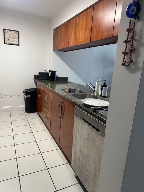 Building Photo - 1200 Brickell Bay Dr