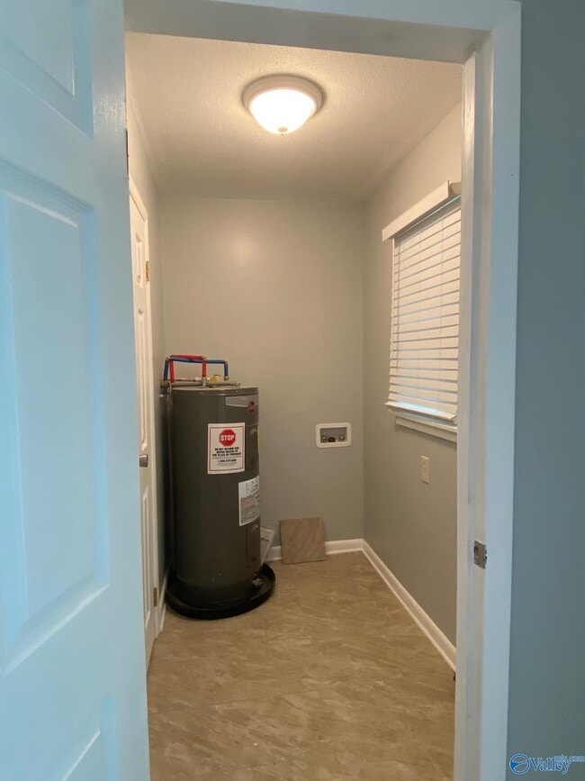 Building Photo - 1010 Council St