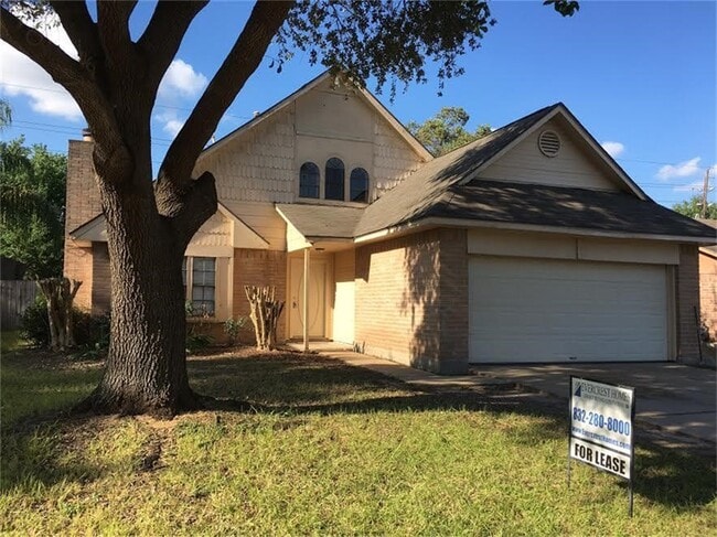 Building Photo - 21918 Pearl Lake Dr