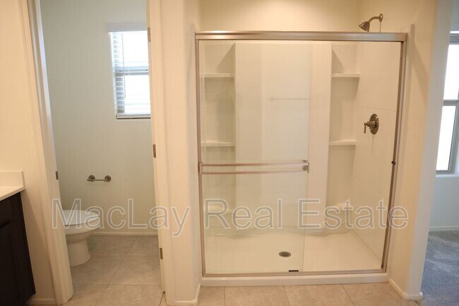 Building Photo - 10652 W Filbert St