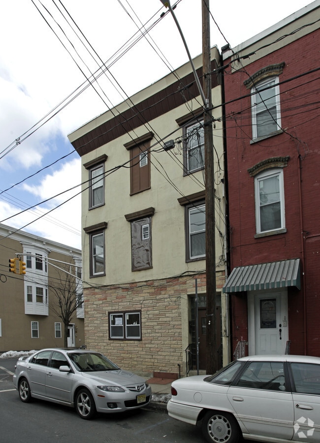 97 ster Ave 97 ster Ave Jersey City NJ 07307 Apartment Finder