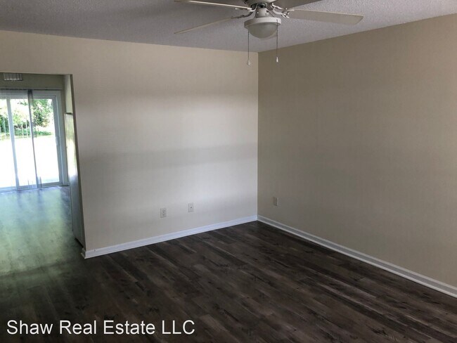 Building Photo - 2 br, 2 bath House - 363 Lullwater Drive