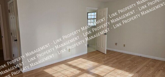 Building Photo - 9328 Berkshire Cir