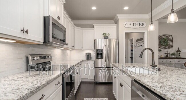 Building Photo - 120 Elledge Farm Dr