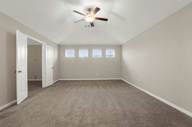 Building Photo - 8903 Lost Castle Wy