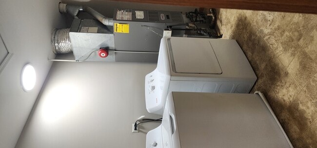 Building Photo - 4561 Garritano St