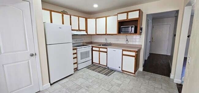 Primary Photo - 1063 Willow Brook Dr