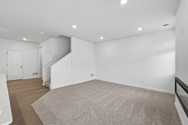 Building Photo - 14425 Allerton Way