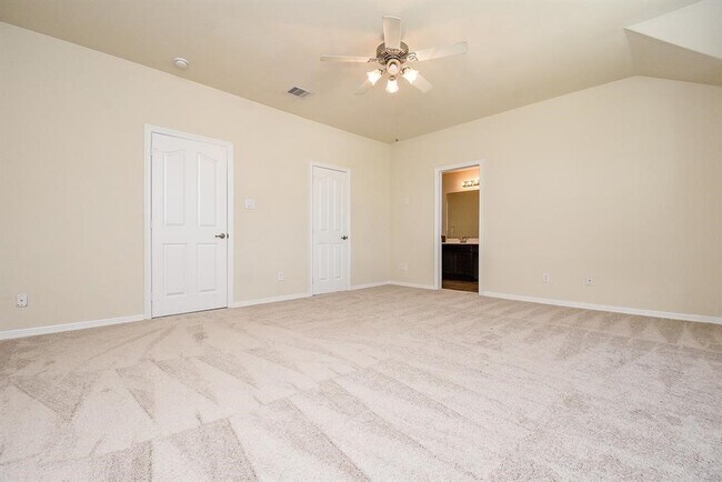 Building Photo - 8908 Clovermist Dr