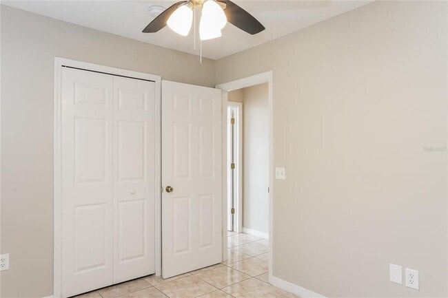 Building Photo - 2406 Parsons Pond Cir