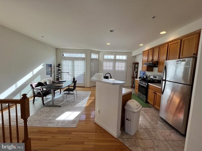 Building Photo - 8179 Skelton Cir