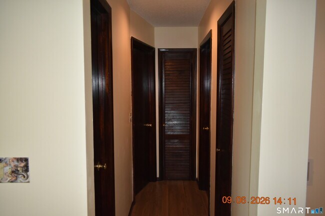 Building Photo - 34 Garden Hill Cir