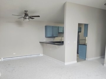 Building Photo - 501 Leah Ln