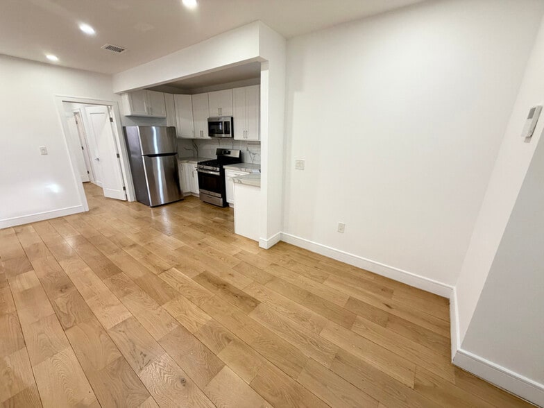 Building Photo - 59 Arlington Ave